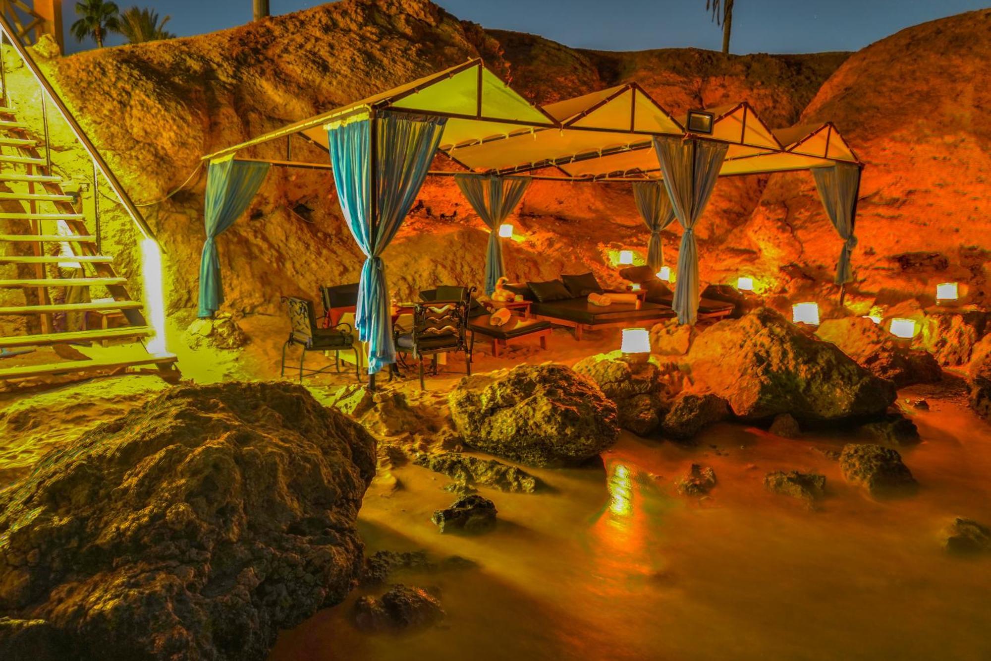 Safir Sharm Waterfalls Resort Ngoại thất bức ảnh The Cave Spa at the Dead Sea