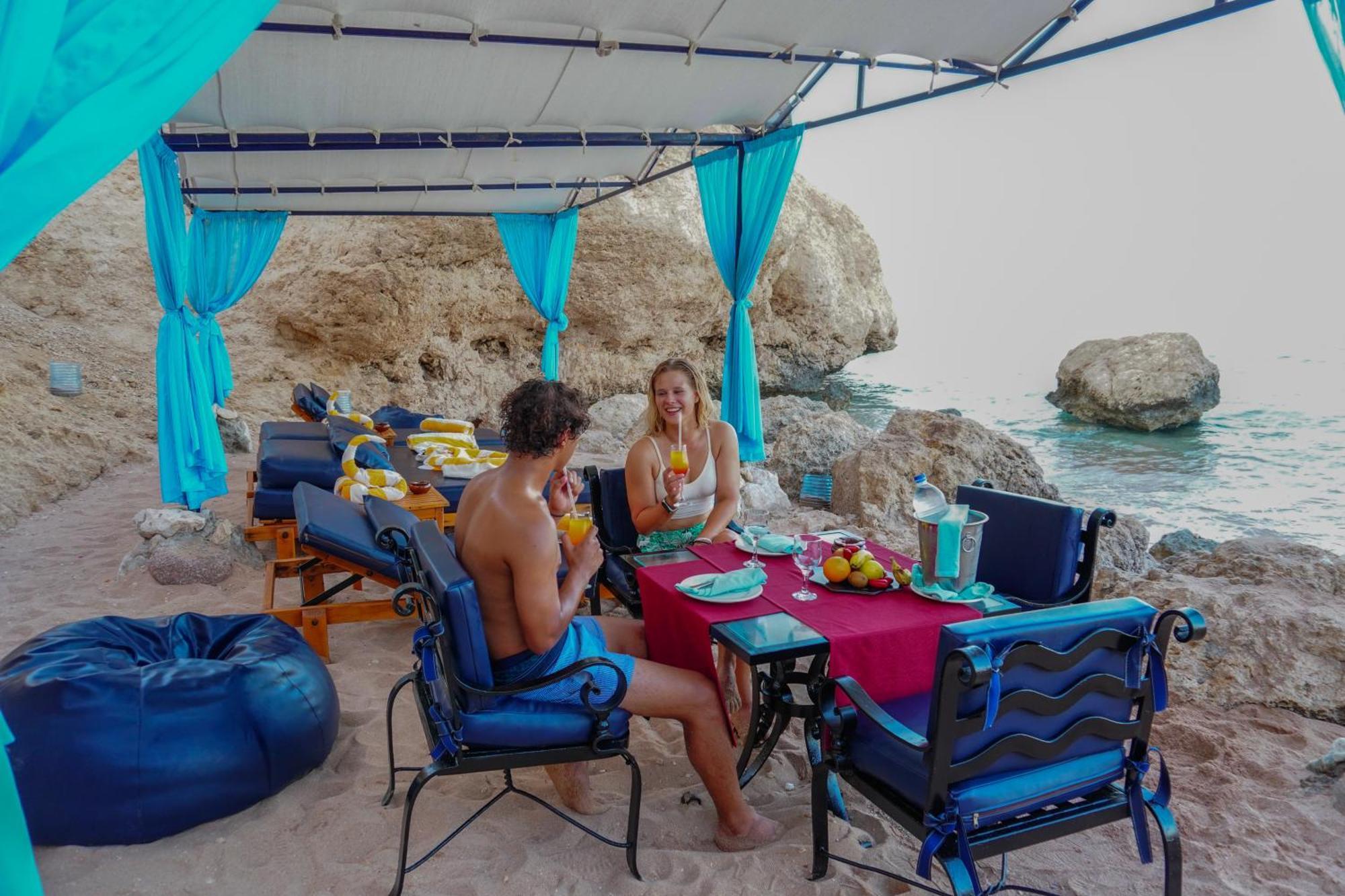 Safir Sharm Waterfalls Resort Ngoại thất bức ảnh Beach bar in Greece