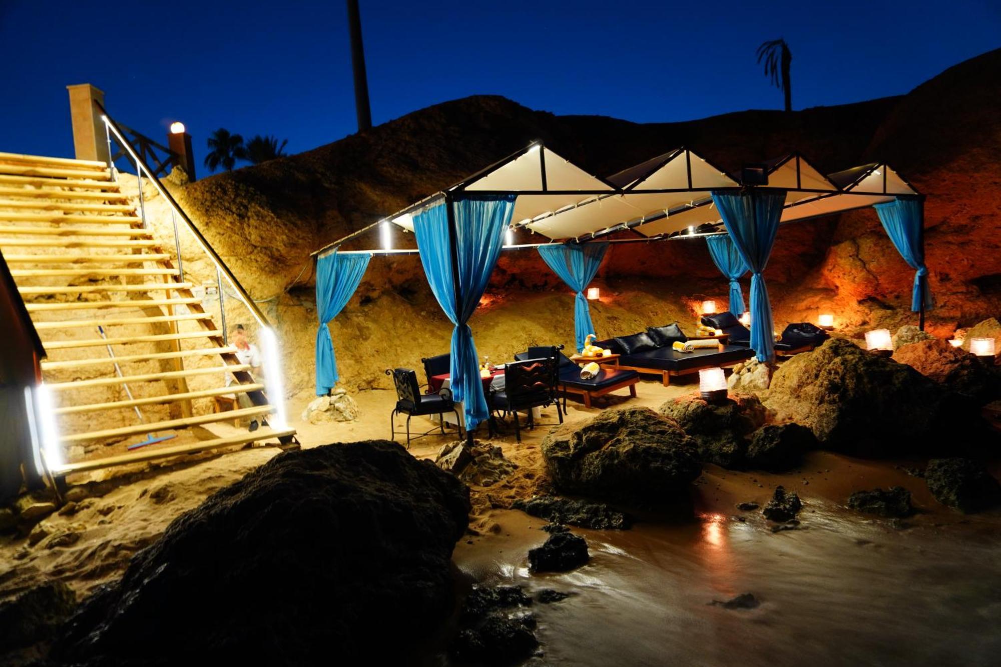 Safir Sharm Waterfalls Resort Ngoại thất bức ảnh The Cave Spa